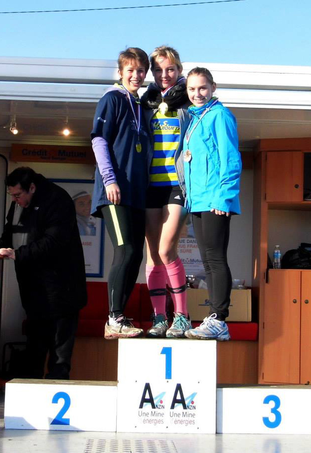 Depart_cross_Podium_Celia.jpg