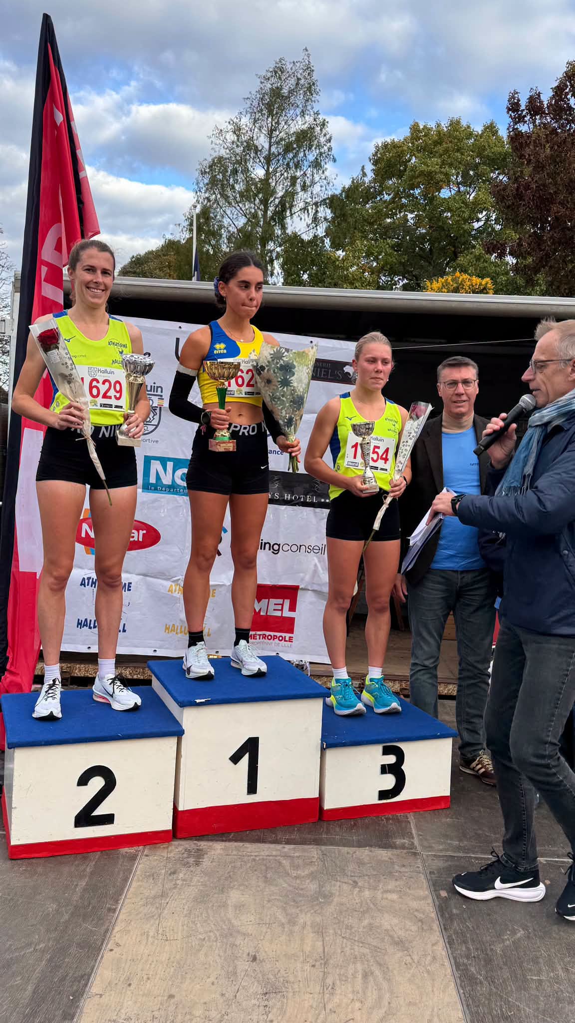 Foulees_2026_Podium_5kms_filles.jpeg