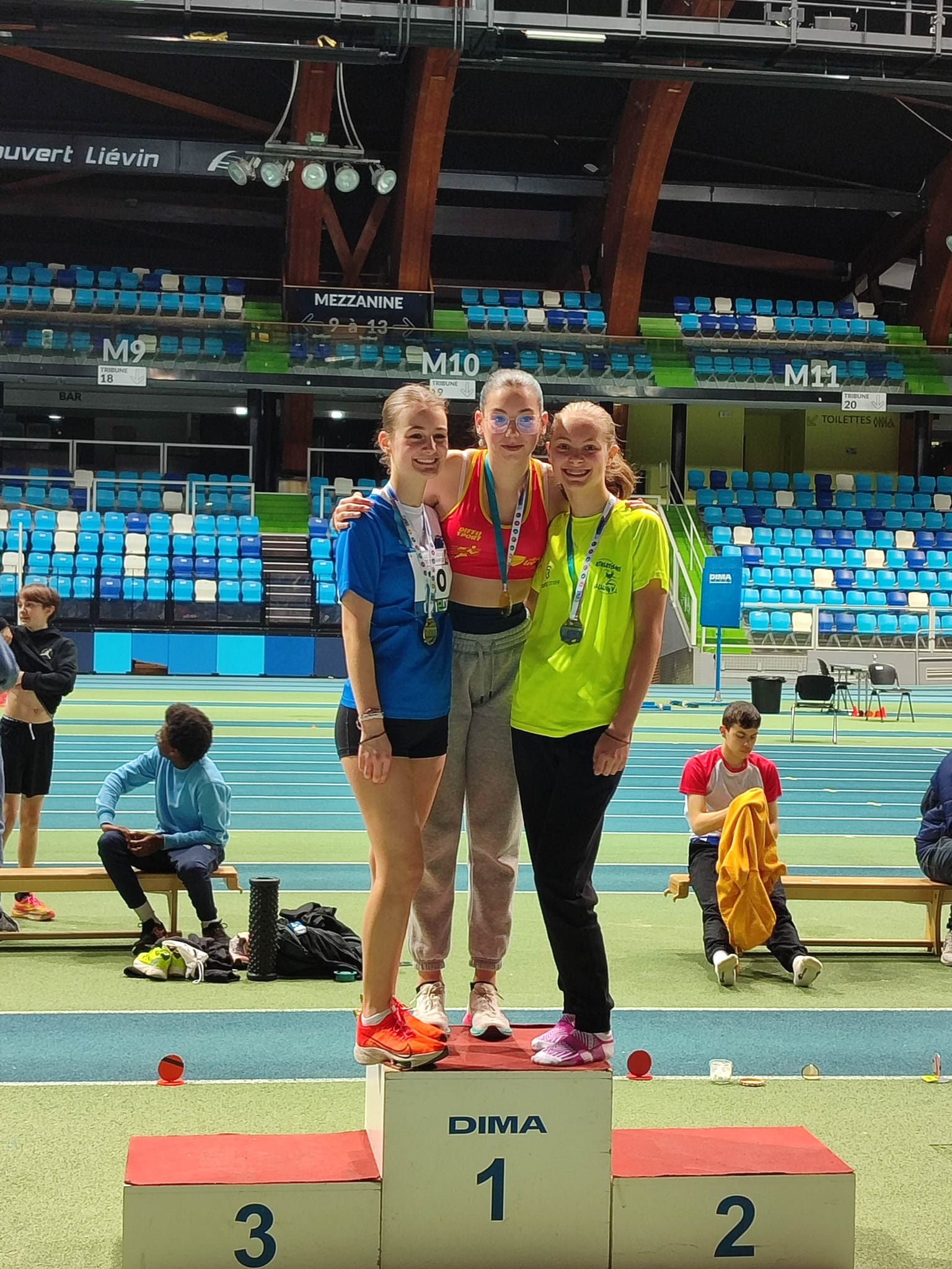 Podium_Regiox_marche_minimes_F_indoor.jpg